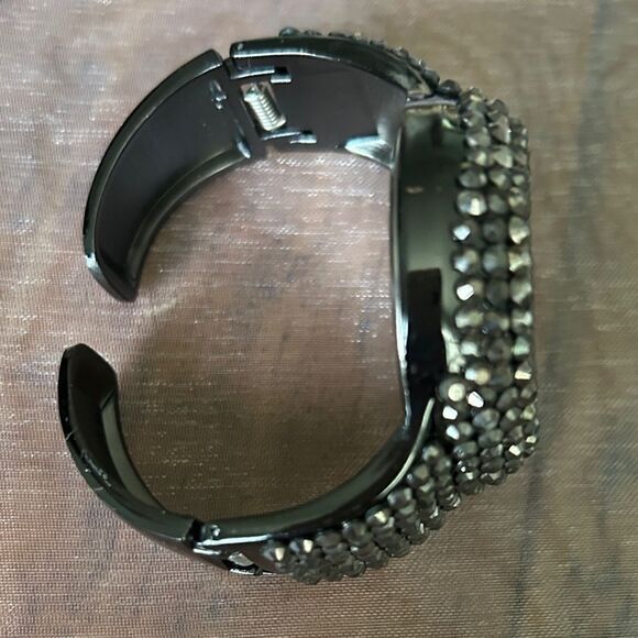 Geneva Sparkling Black Crystal bracelet watch - Picture 2 of 5